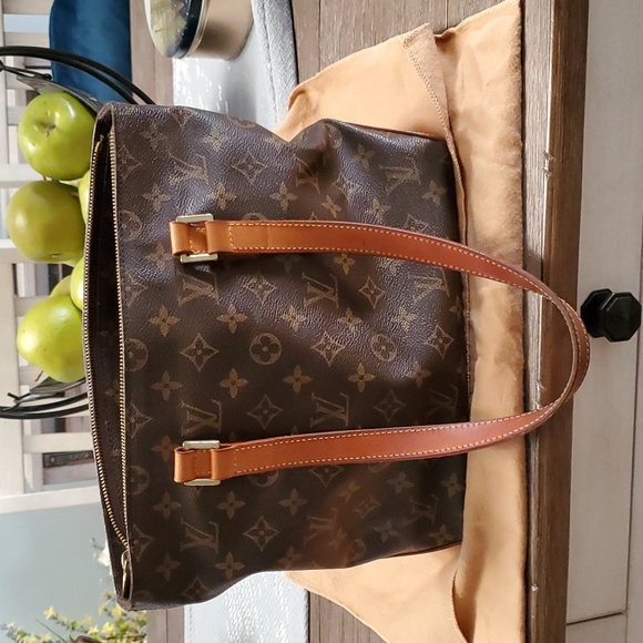 Louis Vuitton Handbags - LV Piano Tote pm